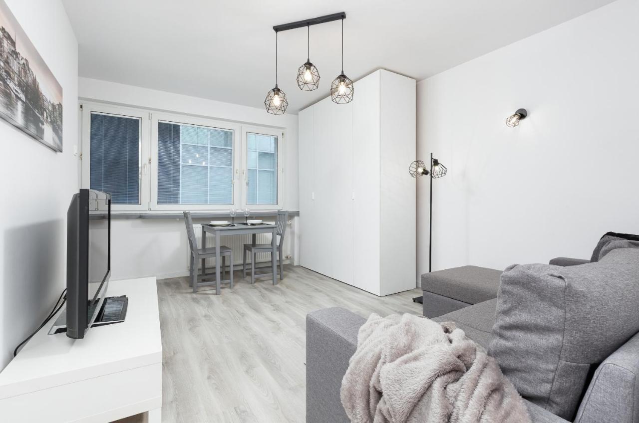 Studio City Center Zlota Street By Renters Warschau Exterior foto